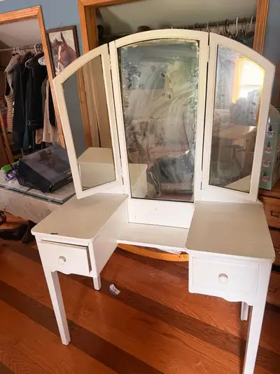 Antique Makeup Desk, View more