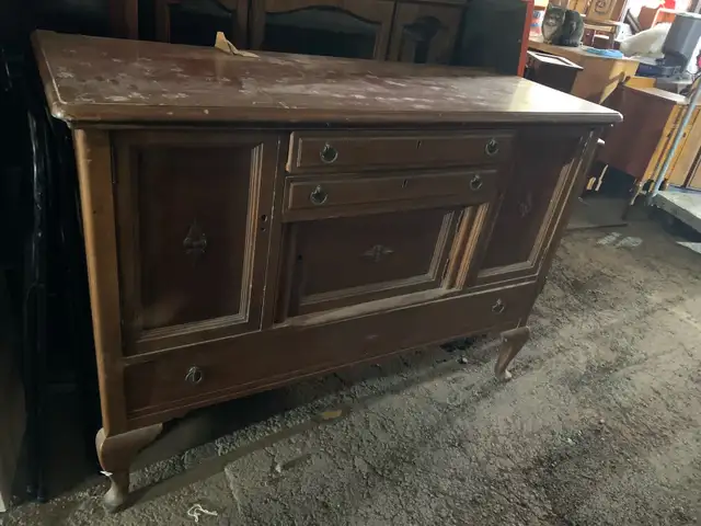 Antique Wooden Cabinet Box in Hutches & Display Cabinets in Ottawa - Image 3
