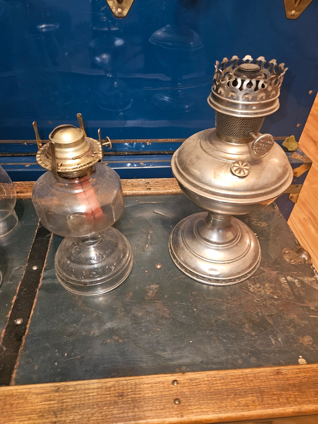 2 Antique Lamps in Arts & Collectibles in Dartmouth