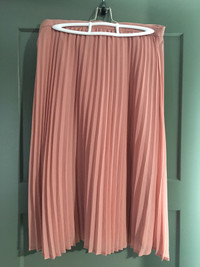 Pink Pleated Skirt Size S