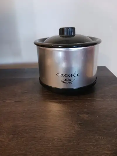Little Dipper Crockpot. Great for keeping dips and soups warm. Great help at gatherings.