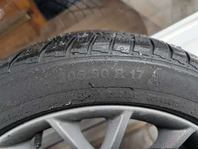Genuine BMW 17" wheels and Continental tires in Tires & Rims in Kitchener / Waterloo - Image 7