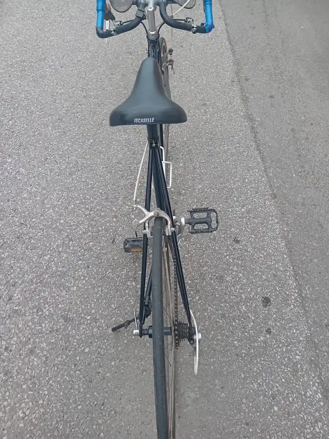  racing bike in Road in City of Toronto - Image 5