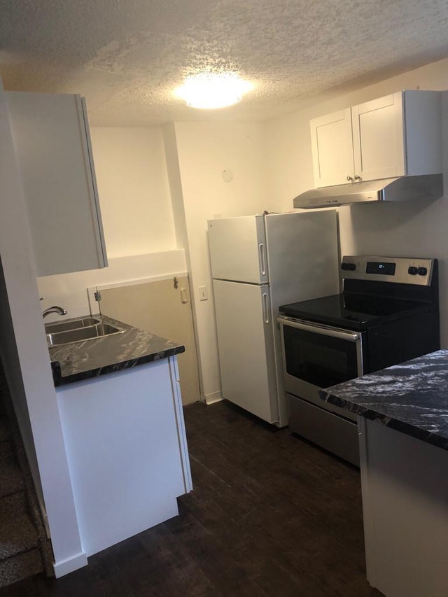 Collingwood one bedroom apartment for rent Long Term Rentals