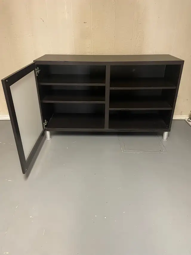 Common Area Display & Storage Cabinet  in Bookcases & Shelving Units in Kitchener / Waterloo - Image 4