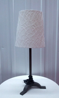 elegant lamp for office desk, bedside table or sideboard