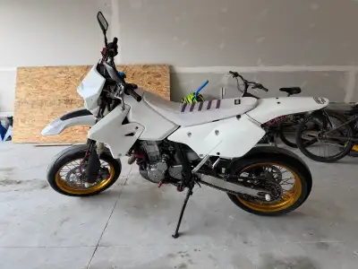 Selling my 2019 Suzuki DR-Z400, a reliable and versatile dual-sport that’s equally at home on the ro...