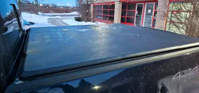 Used for 6 months upgraded to a hard retractable cover. Was on my 2024 F-150 should fit all 5’5” bed...