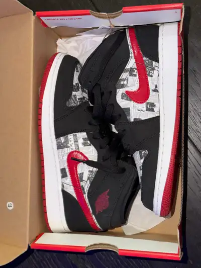 Jordan 1s, View more