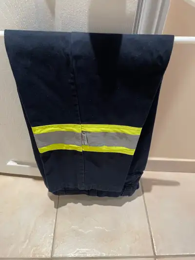 Safety work pants 34/32, View more