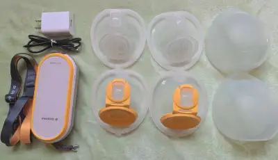 Medela Freestyle Breast Pump – $100 CAD I'm selling a Medela Freestyle breast pump in excellent cond...