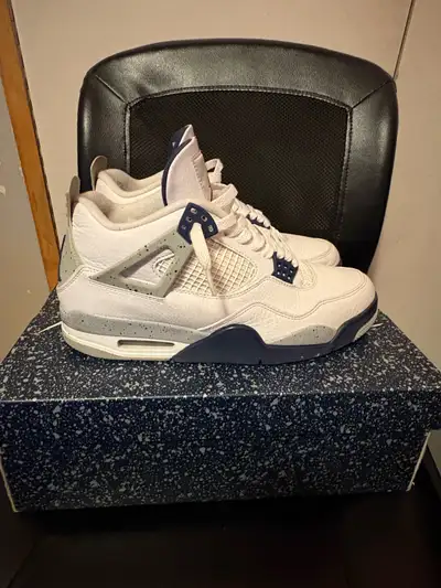 Air Jordan 4 Midnight Navy , View more