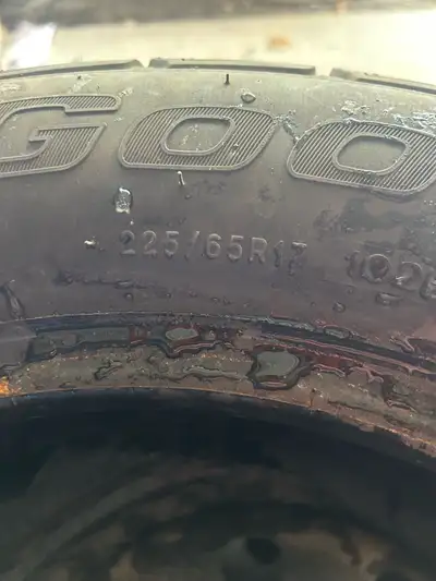 I am selling a BFGoodrich tire with a size of 225/65R17. This is a used tire that's ready to roll! P...