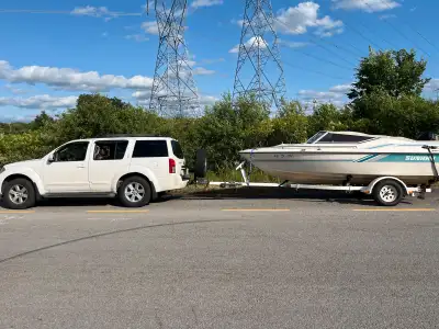Open-bow 17’ avec mercury blackmax 150hp 1989. Le bateau est trop gros pour mon utilisation, je cher...