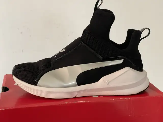 PUMA WOMEN’S size 7  in Women's - Shoes in City of Montréal - Image 4