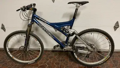 Vélo de Montagne Titus Switchblade XC Mountainbike, View more