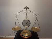 BRASS ‘SCALES OF JUSTICE’ MANTLE CLOCK MODEL 207 BY UNITED METAL