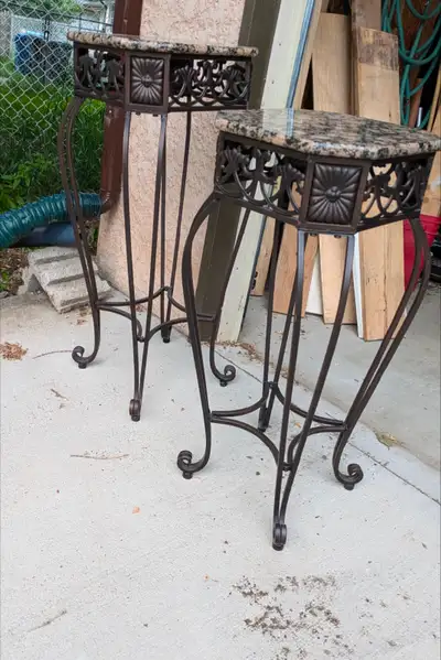 display tables, View more