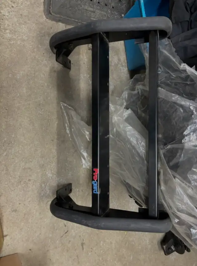 push bar bumper  pro guard 550$ in Garage Sales in Laval / North Shore - Image 2