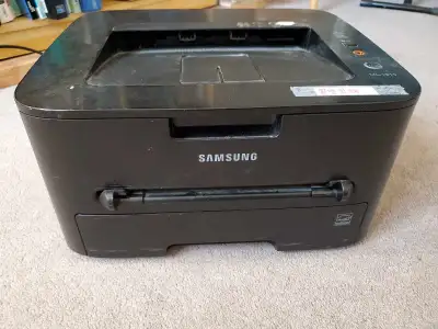 Samsung Toner 50% remains ========= Only usb cable connection. No wifi