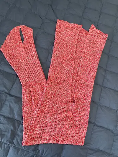 Mermaid reading blanket, View more