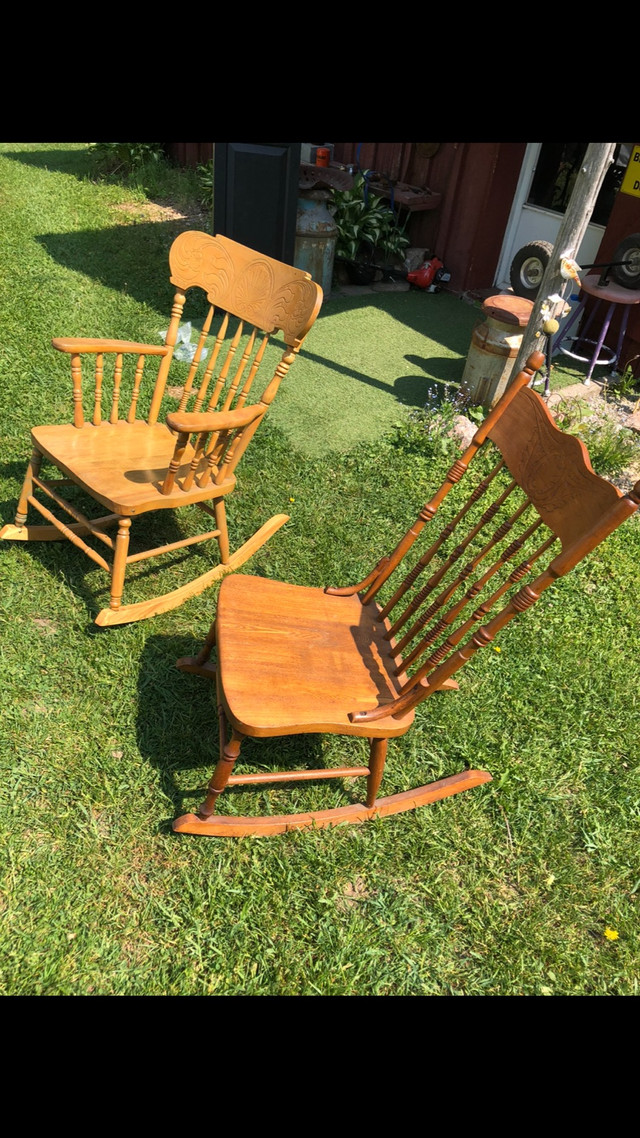  Vintage rocking chairs in Chairs & Recliners in La Ronge
