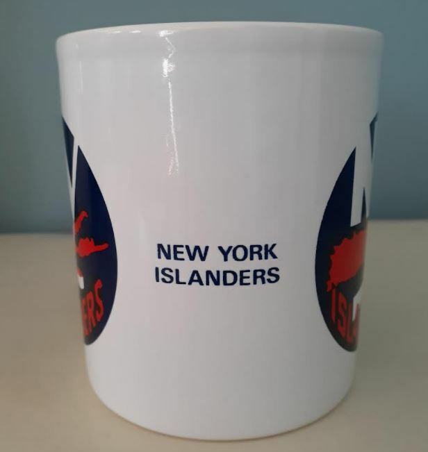 Vintage New York NY Islanders coffee mug Kiln Craft Staffordshir in Arts & Collectibles in Markham / York Region - Image 2