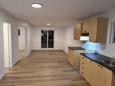 4 ½ REZ-DE-JARDIN RÉNOVÉ – 54 rue St-Louis Warwick (à 10 min de Victoriaville) Disponible dès mainte...