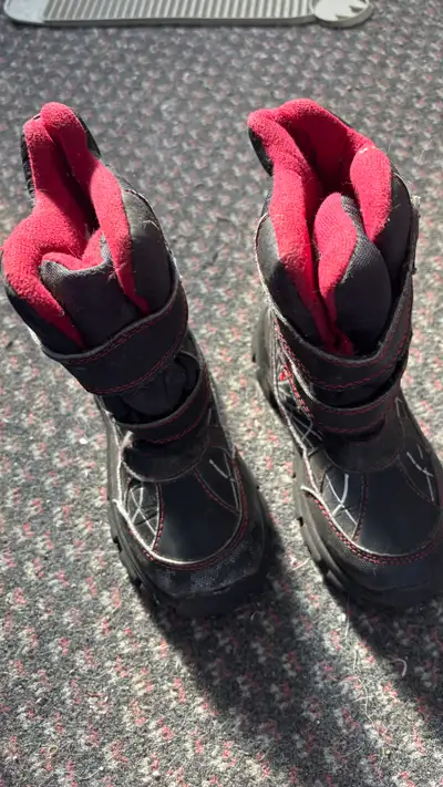 bottes enfants grandeur 12, View more