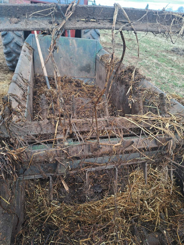 New idea ground driven manure spreader in Farming Equipment in Summerside - Image 4