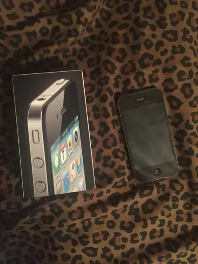 iPhone 4 16GB, View more