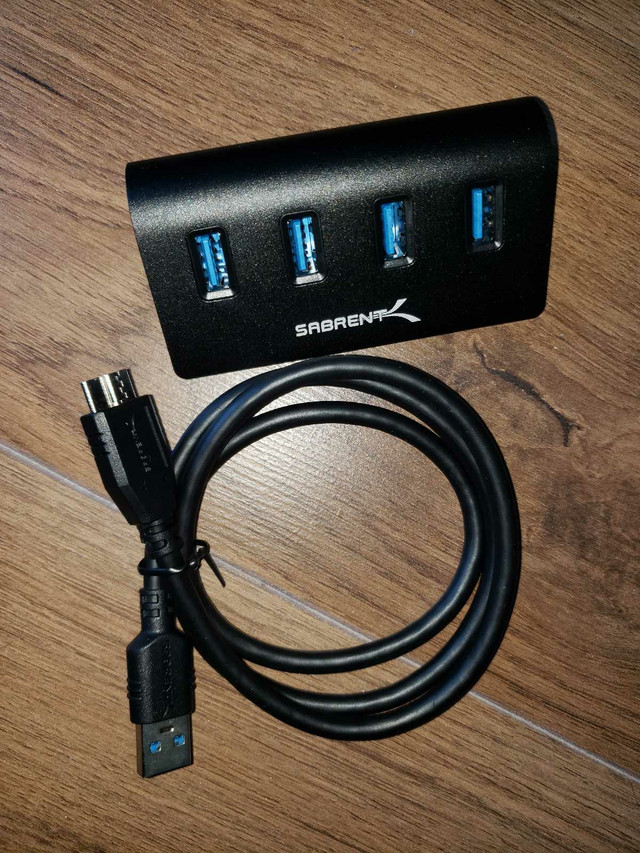 Sabrent USB Port 4 in System Components in Oakville / Halton Region