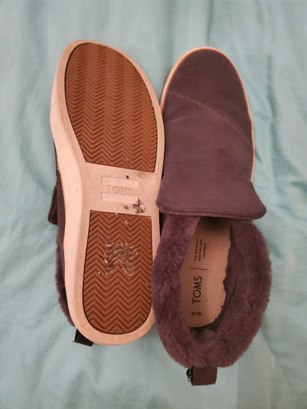 Tom's Paxton Slip on Shoes - Womens Size 11 in Women's - Shoes in City of Toronto - Image 4