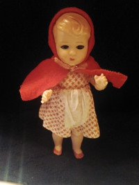 《 50's Little Red Riding Hood Doll 》