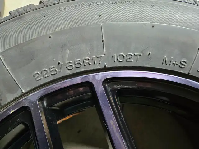 225/65R17 Uniroyal Tiger Paw winter tires on rims in Tires & Rims in Stratford - Image 6