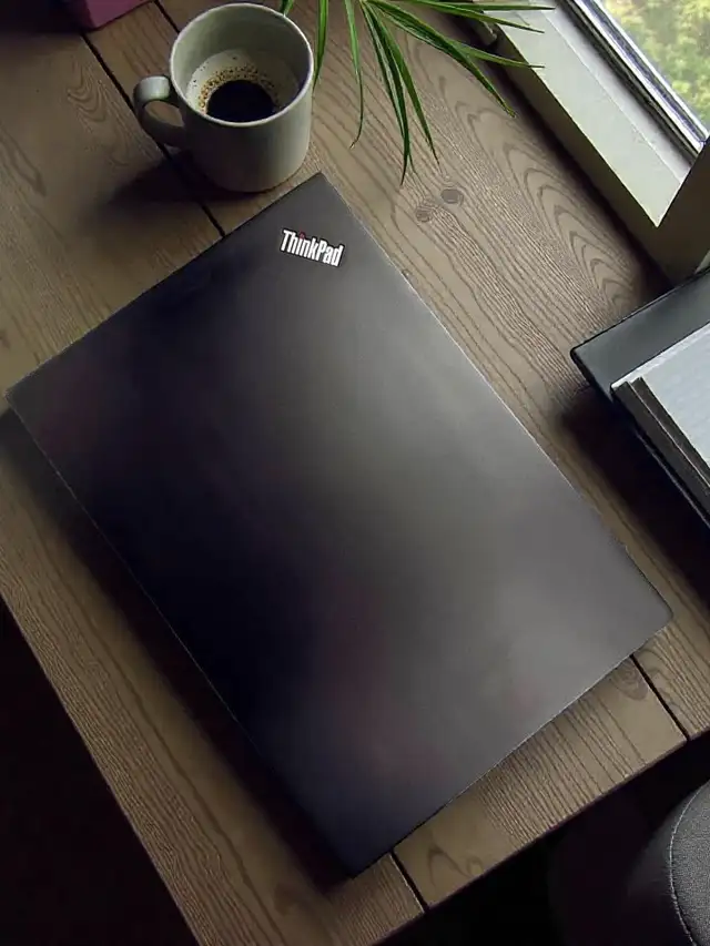 Lenovo ThinkPad T14s AMD Ryzen 5 16G 256Gssd in Laptops in Markham / York Region - Image 3