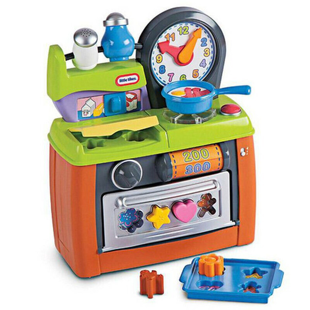 NEW: Little Tikes L'il Cooks Kitchen **PRICE JUST REDUCED** in Toys & Games in Mississauga / Peel Region - Image 2