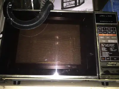 Microwave oven. Kitchen appliance. $20. I deliver!, View more
