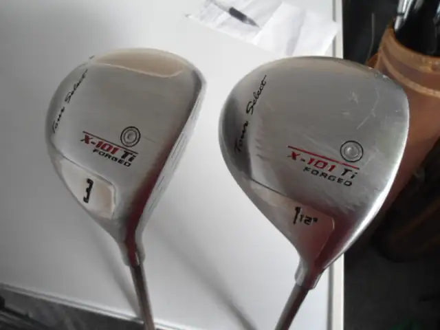 SET OF LADIES RIGHT HANDED GOLF CLUBS WITH GOLF BAG   6 in Golf in Sudbury - Image 4