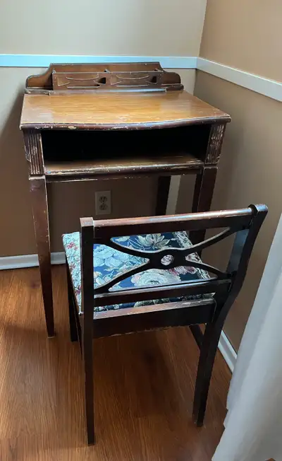 Vintage writing table desk/vanity and chair Has some wear to the wood see pictures 34 inch high 22 i...