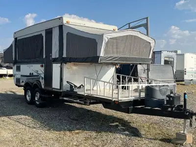 2008 Starcraft 36RT Toy hauler deck/front storage deck with loading ramp Pop-up camper body for ligh...