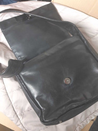 Danier purse genuine leather 