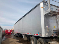 Walking Floor 53' Trailers with Auto Tarps