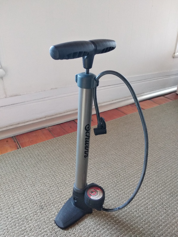 Schwinn Air Floor Pump with Gauge in Other in Kingston - Image 2