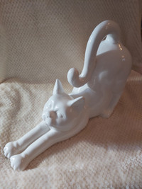 New! Large White Ceramic "Stretching Yoga Cat" Decoration