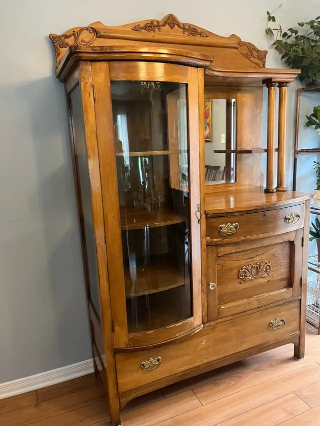 Antique Hutch in Hutches & Display Cabinets in Cornwall - Image 2