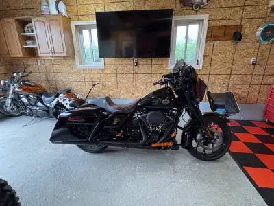 2023 Street Glide Special 114 7900kms barley driven Rinehart DBX 4.5 slip ons Screaming eagle tuner...