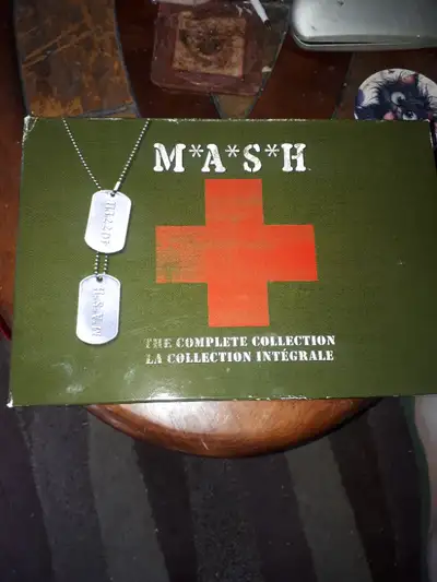 MASH The Complete TV Series Season 1-11 (DVD) - English Only Like new ,watch a few series once , oth...