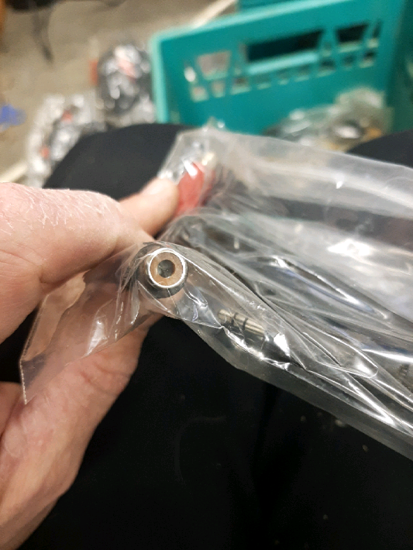 Headphone jack going to red and black female ends RCA cable in Other in Trenton - Image 3