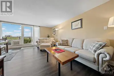 Room for rent in Condo Apartment: - all inclusive - high speed internet - near Bus Stop - close to A...